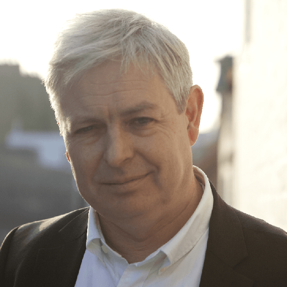 Jonathan Coe